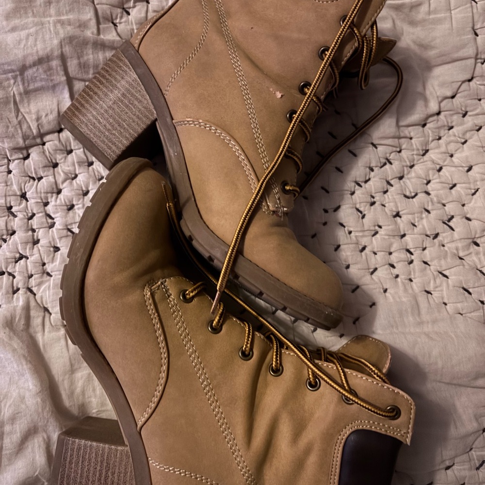 Mudd Tan Lace-Up Boots